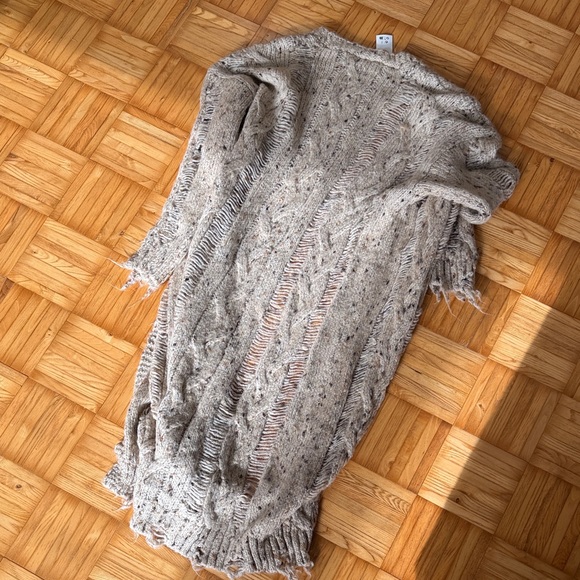 NWT Zara Floor Length Distressed Knit Duster - Picture 4 of 4